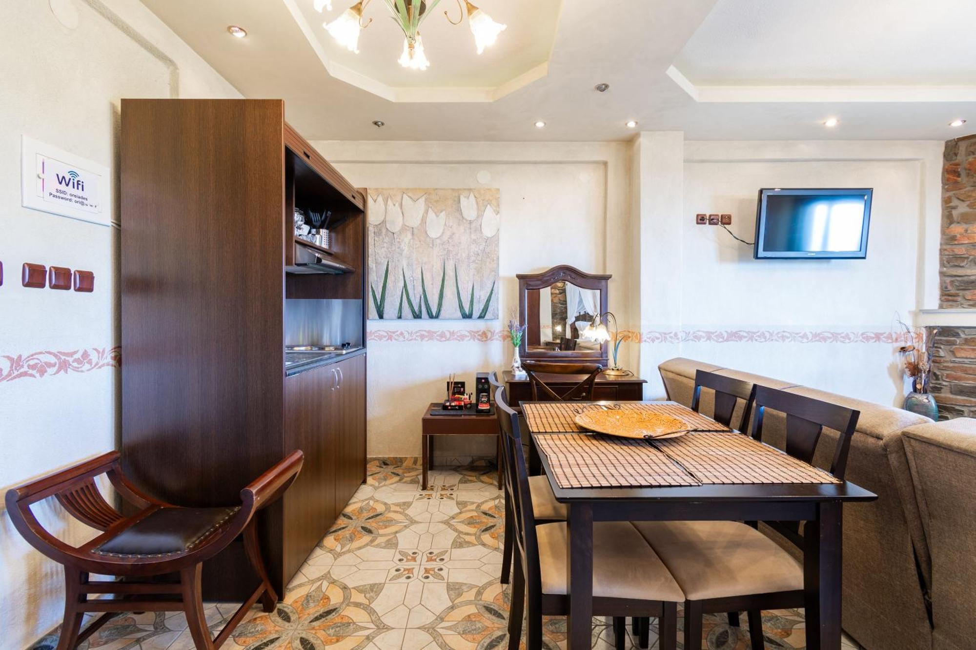Oreiades Guesthouse พาร์เธนอน ภายนอก รูปภาพ
